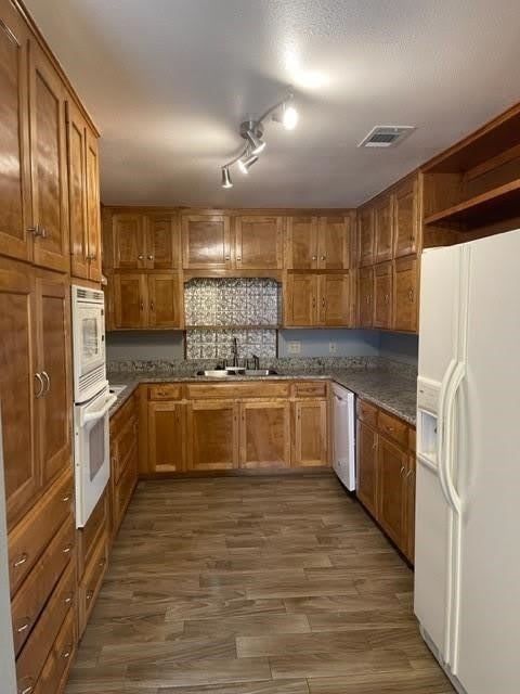 609 Williamsburg Court – photo 5