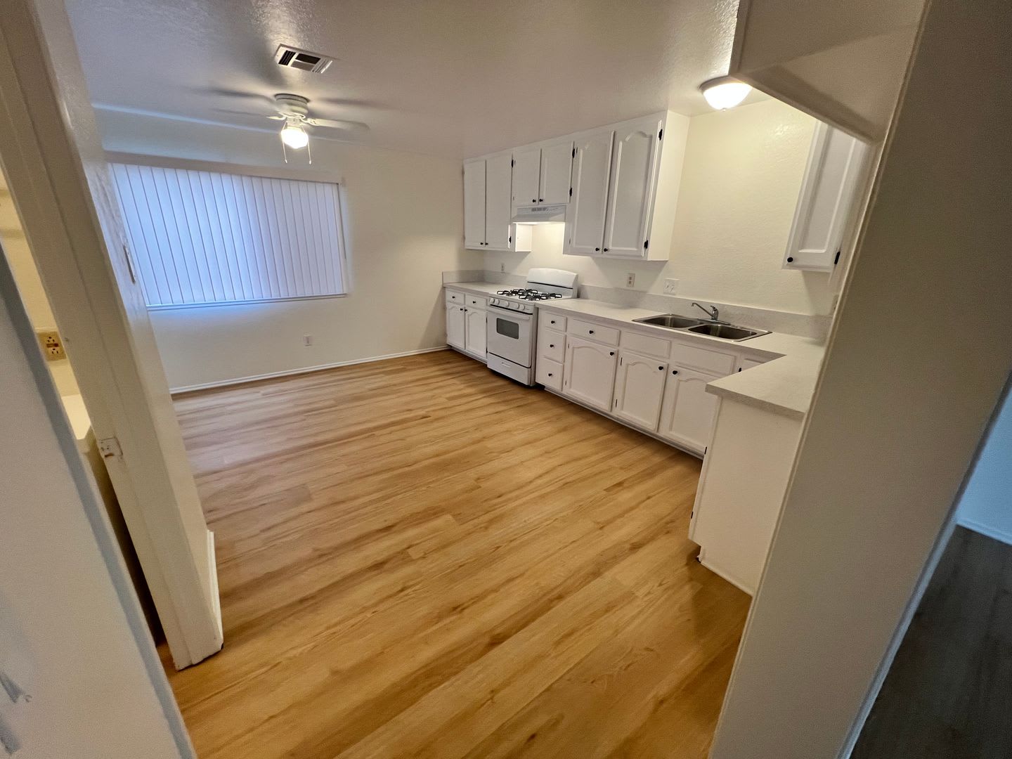 B 5 Unit 8748 8754 1 2 Cedar Street – photo 4