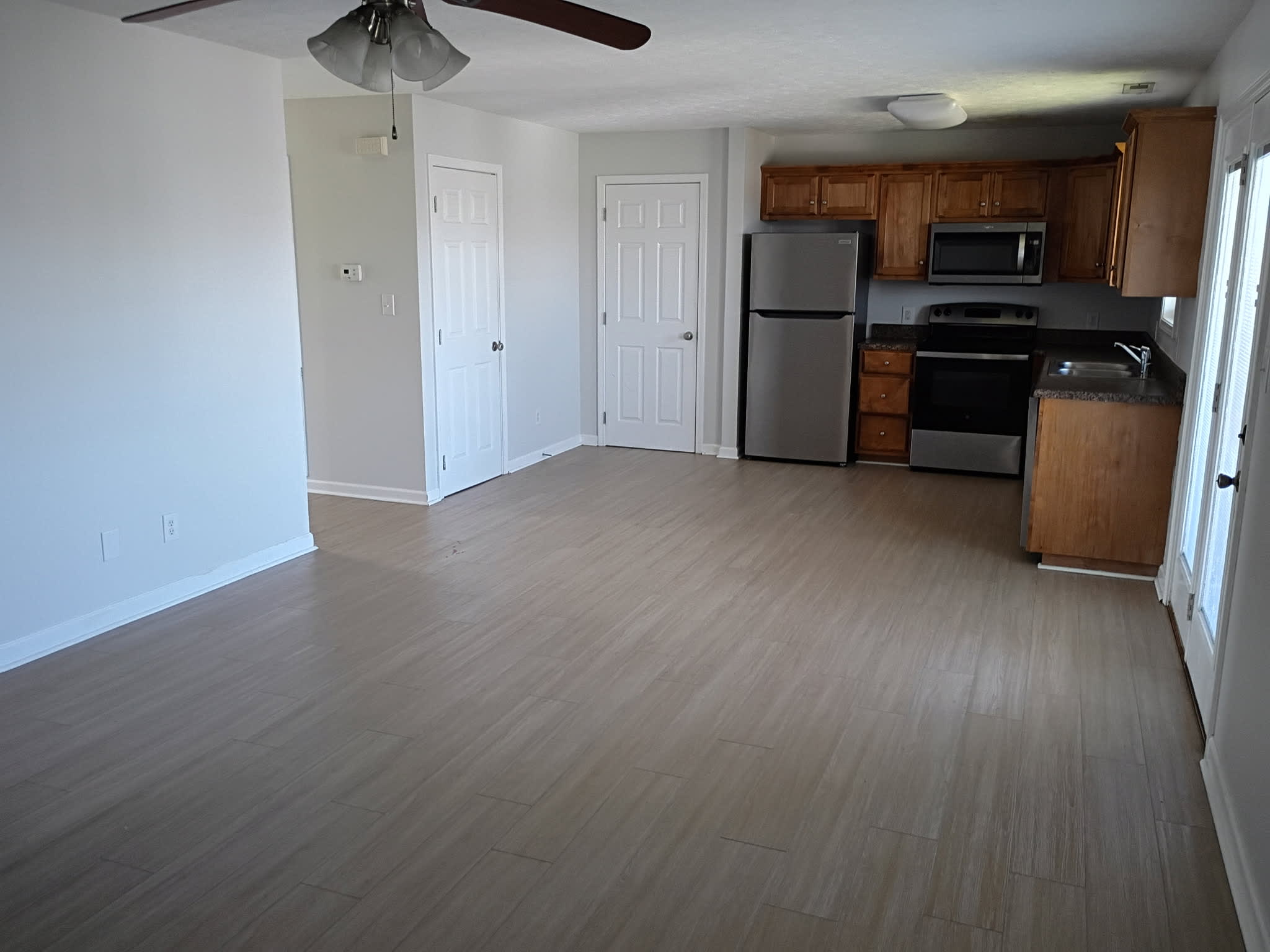 290 Creekwood Avenue – photo 2