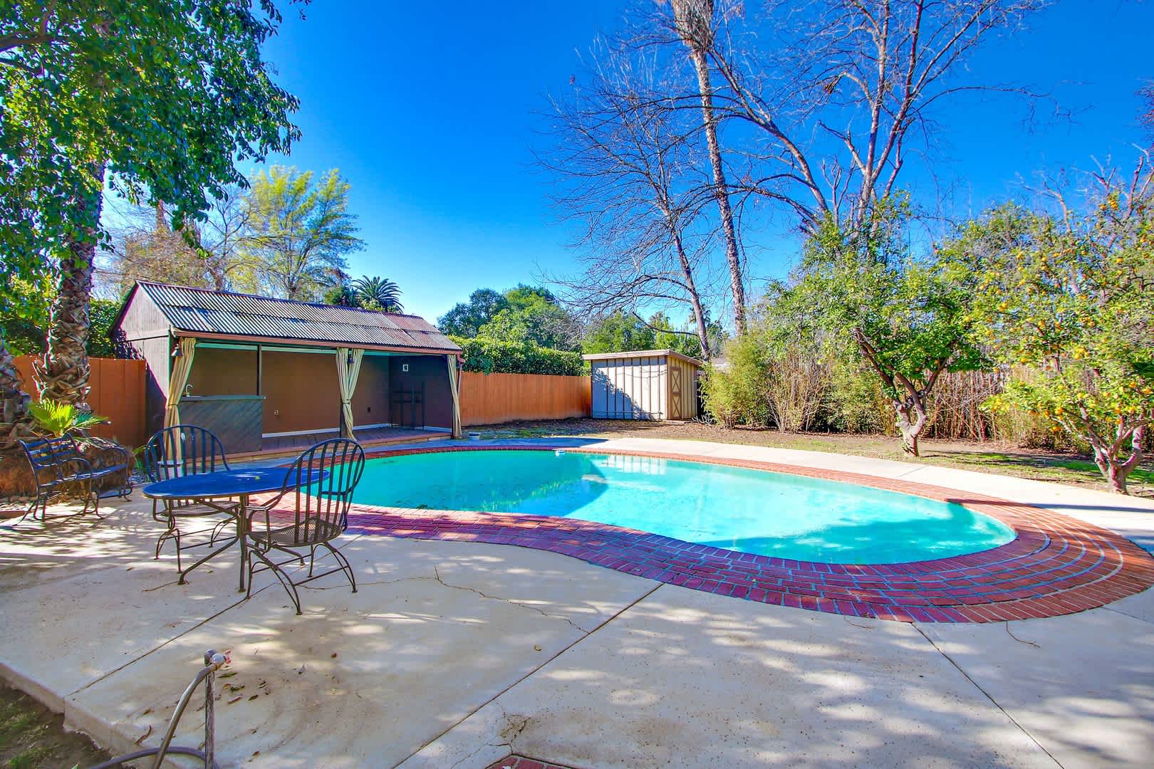 ENTERTAINER'S DELIGHT! GATED ESTATE IN SOUGHT AFTER COLLEGE ACRES! – photo 2