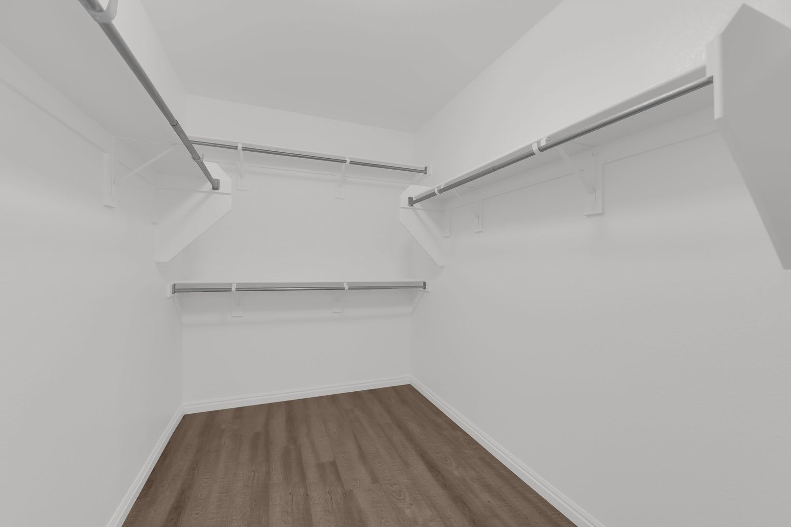 2-STORY IN SOUTHWEST*2 BEDROOMS*LOFT*OPEN FLOORPLAN* – photo 2