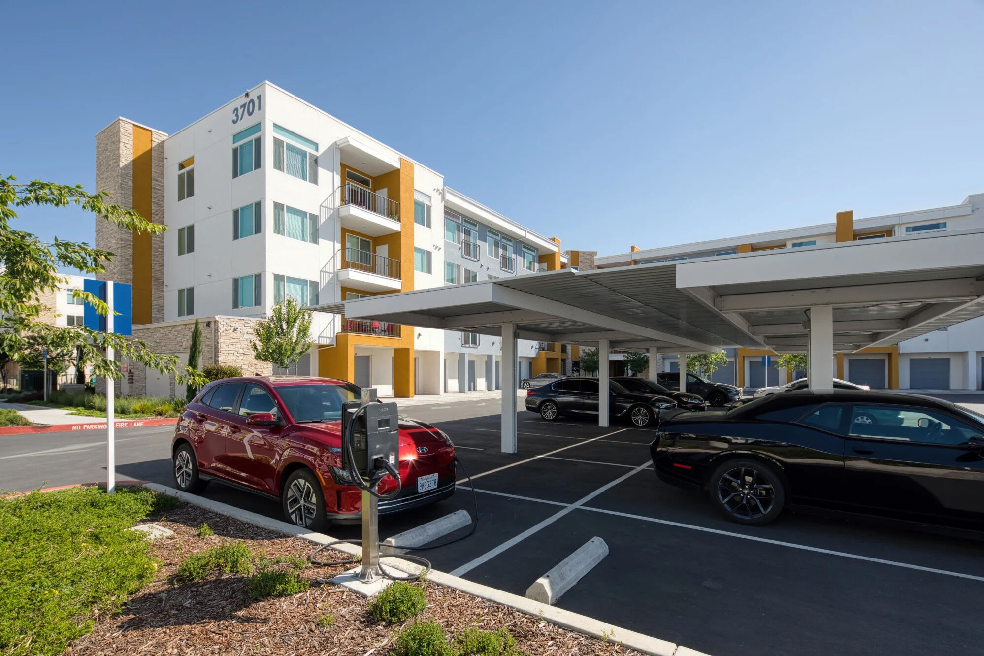 Zeta Apartments – photo 4