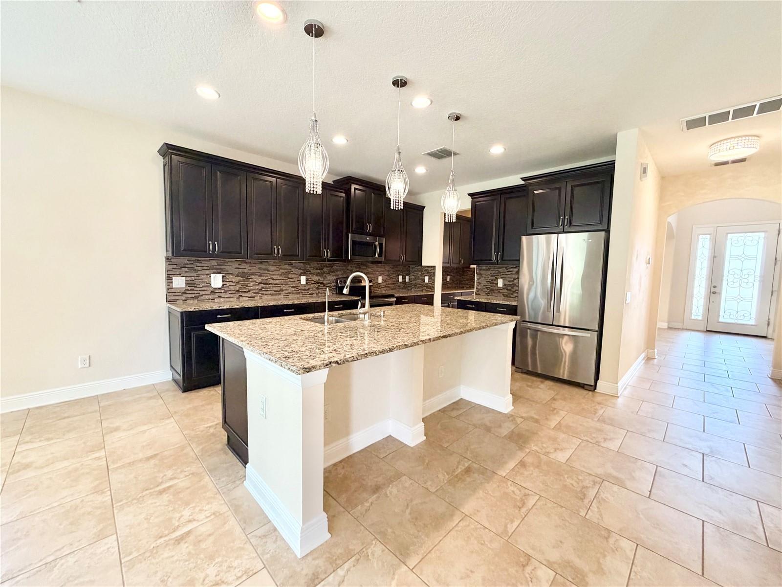 19522 Whispering Brook Dr – photo 5