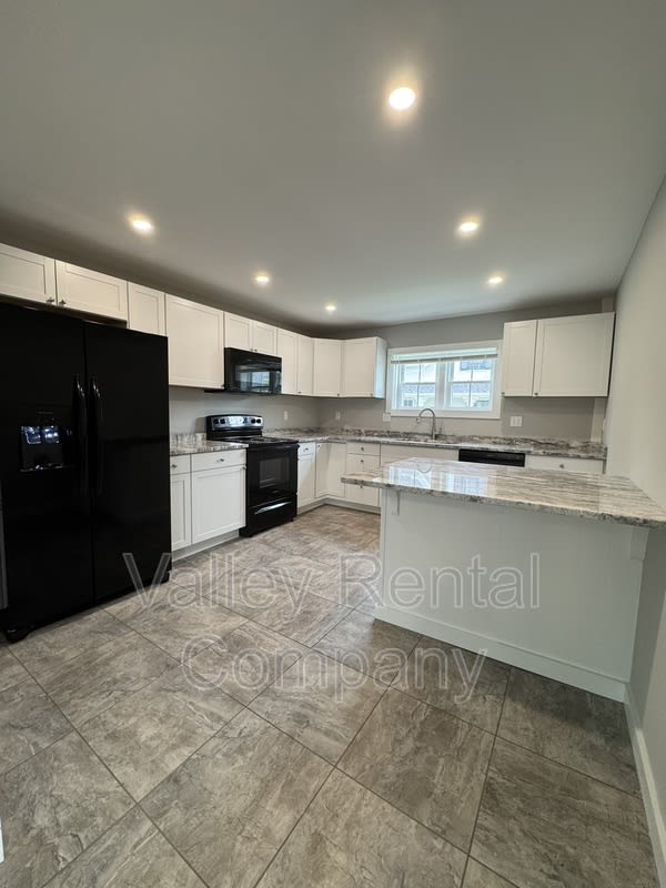 118 North Main Street – photo 4
