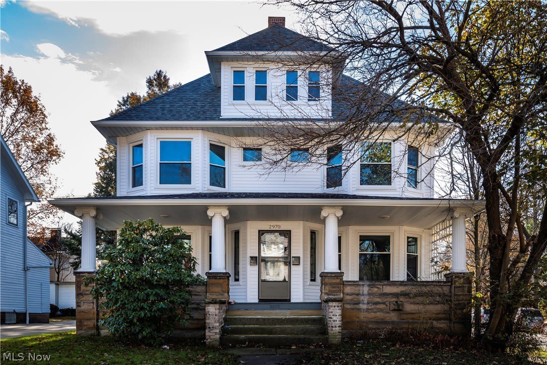 2970 Edgehill Road – photo 1