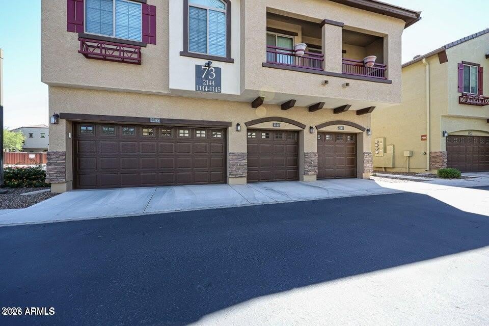 2725 E MINE CREEK Road – photo 1