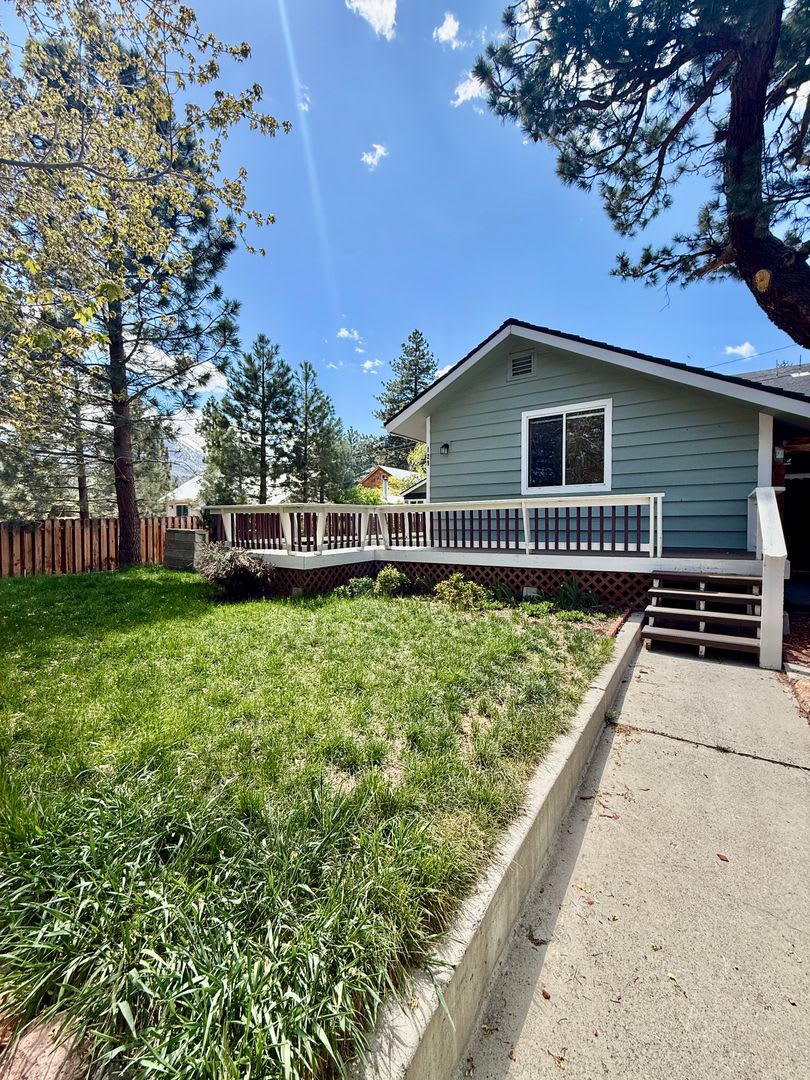 Sunny Slopes Mountain Retreat Spacious 3Bd Home With Large Yard – photo 4