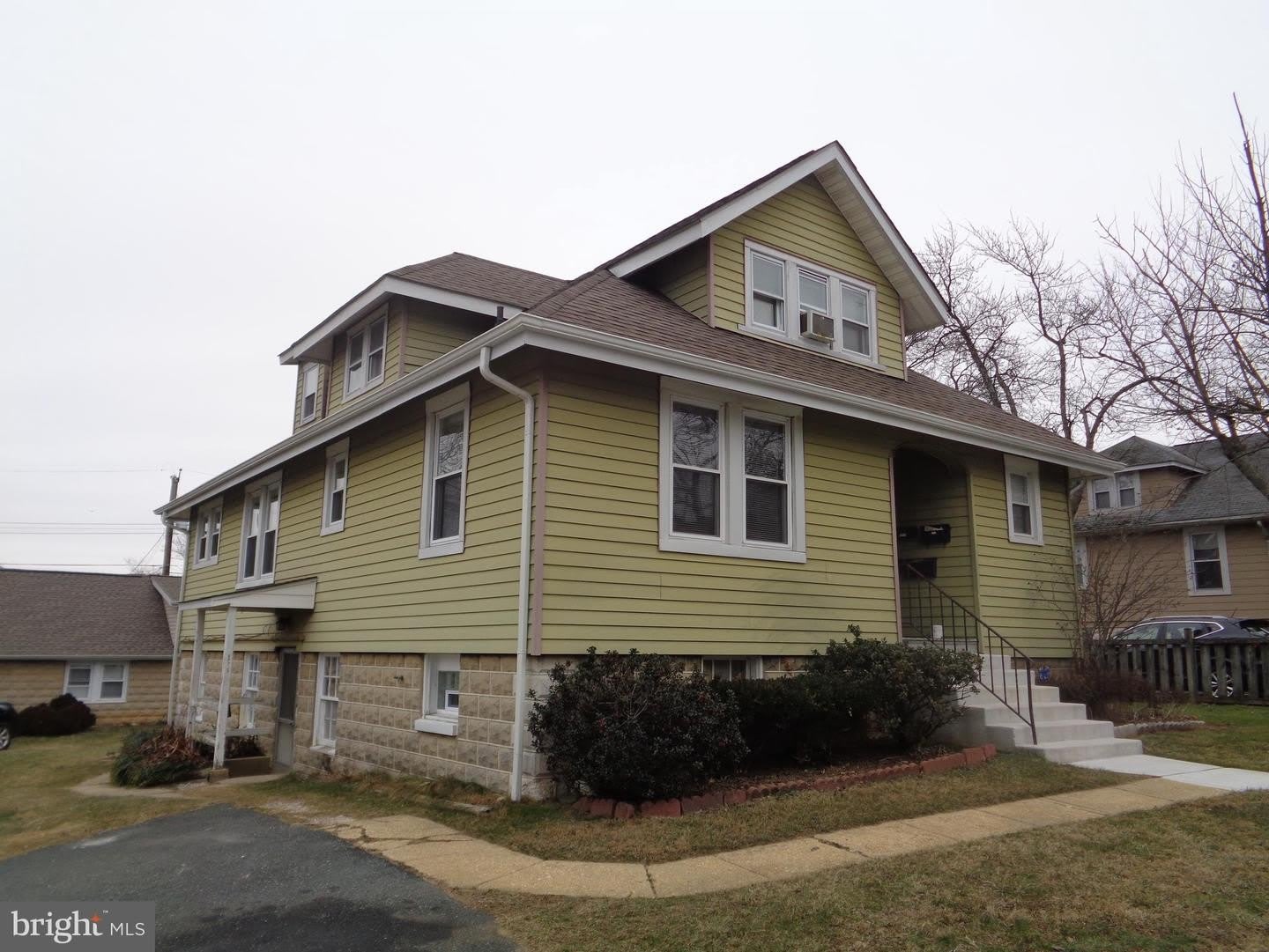 2800 LINWOOD AVE #D – photo 1