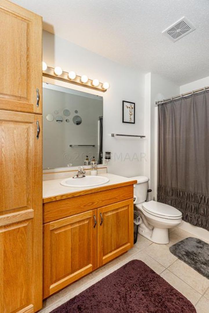 3 Bed 2 Bath – photo 3