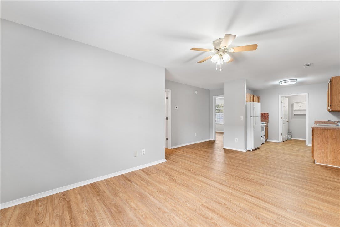 1437 W Sligo Street – photo 4