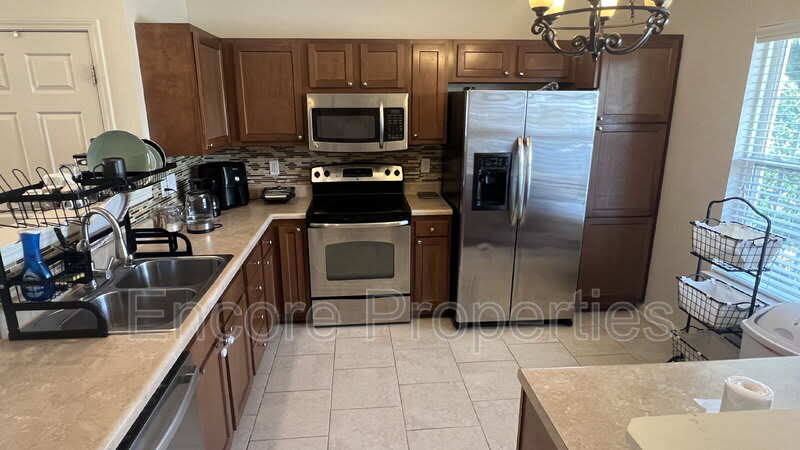 200 Madison Sq Ave – photo 3