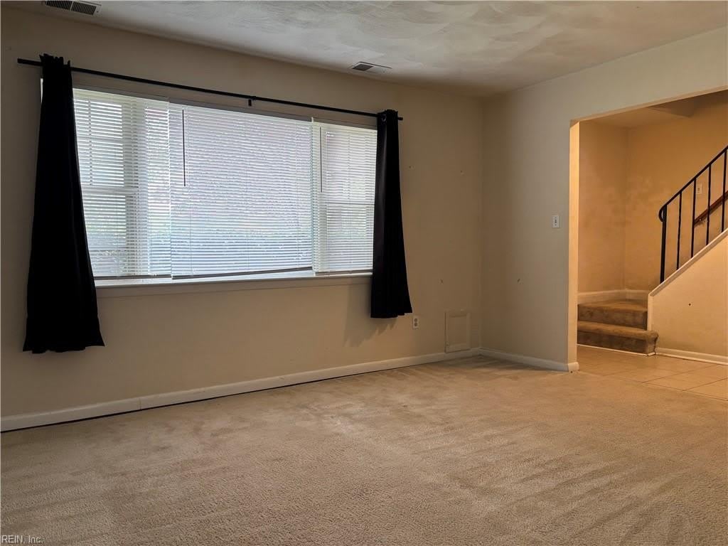 441 Woodlake Rd – photo 4