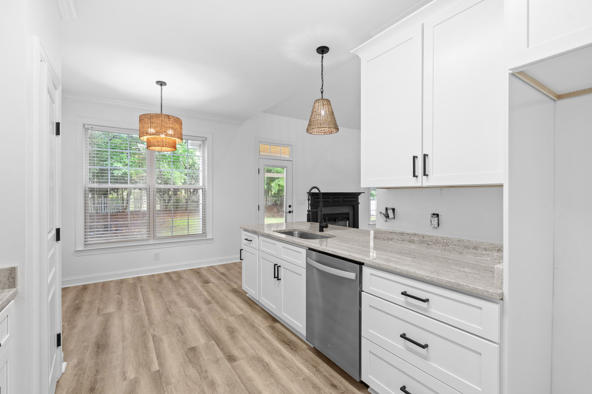 3602 Brampton Dr – photo 5