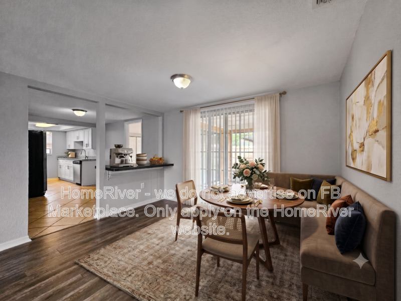 7832 Eugene Dr – photo 3