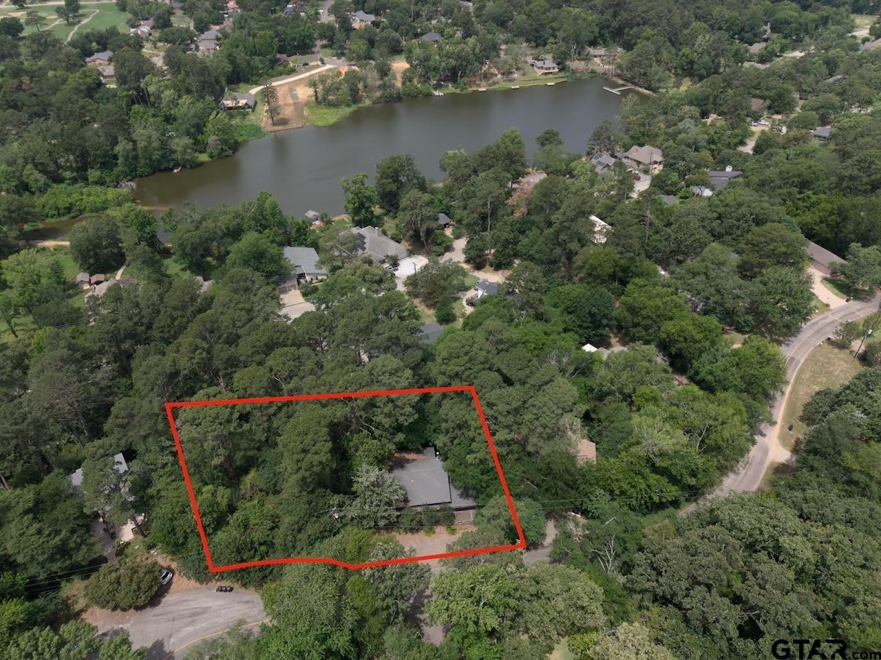 216 Pinewood Ln – photo 3