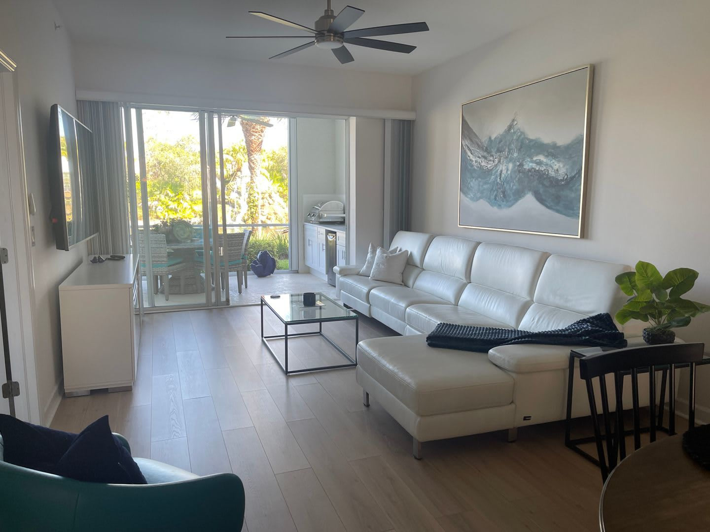 ** FALLING WATERS BEACH RESORT 2/2 REMODELED BEAUTIFUL GROUND FLOOR UNIT AVAILABLE ** SEASONAL ** – photo 4