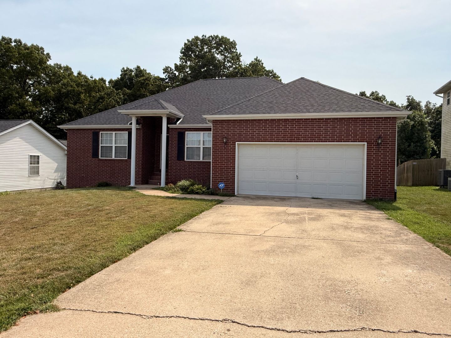 Beautiful 4 Bedroom Home – photo 2
