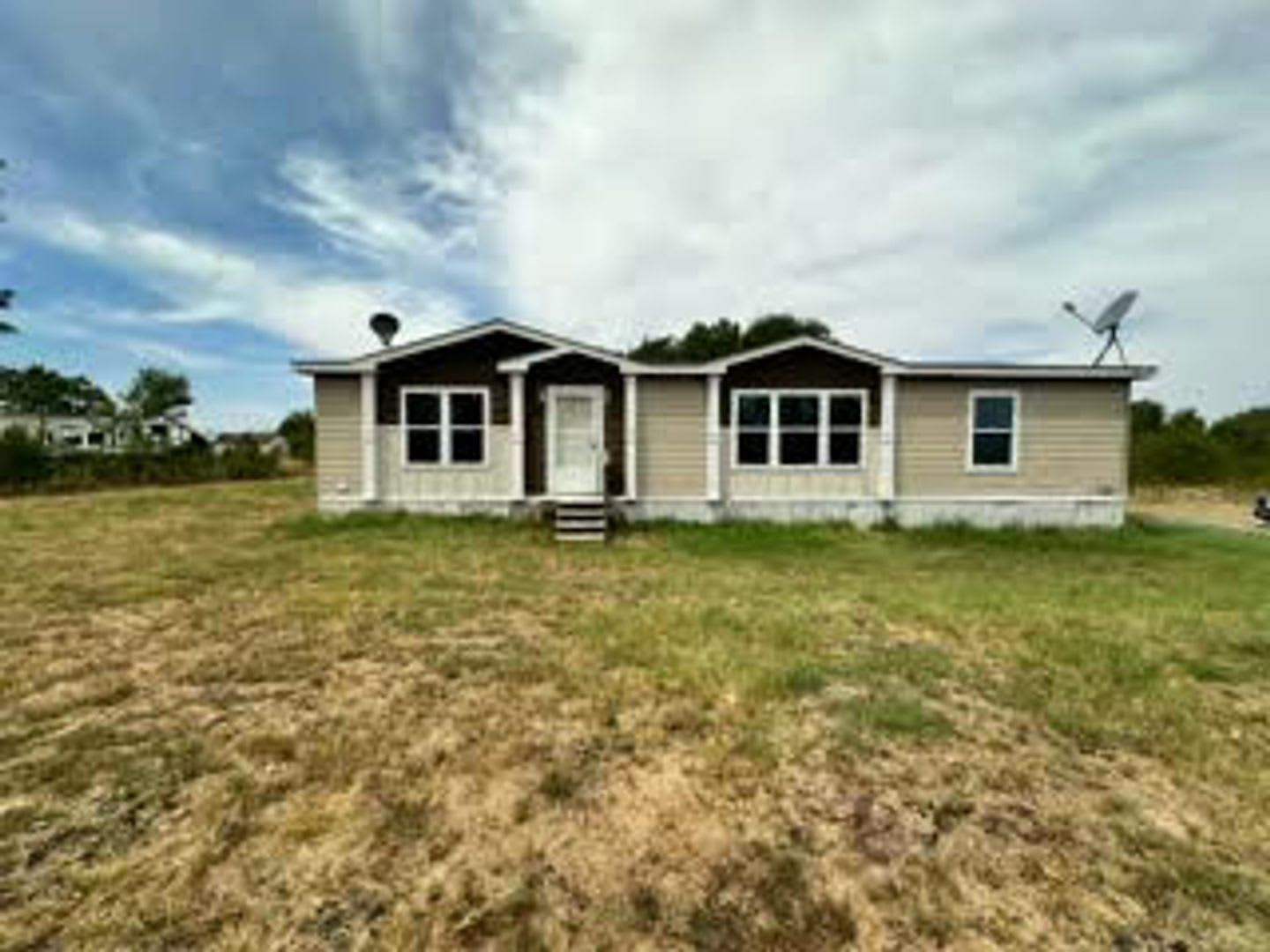 Country living outside of Royse City – photo 1