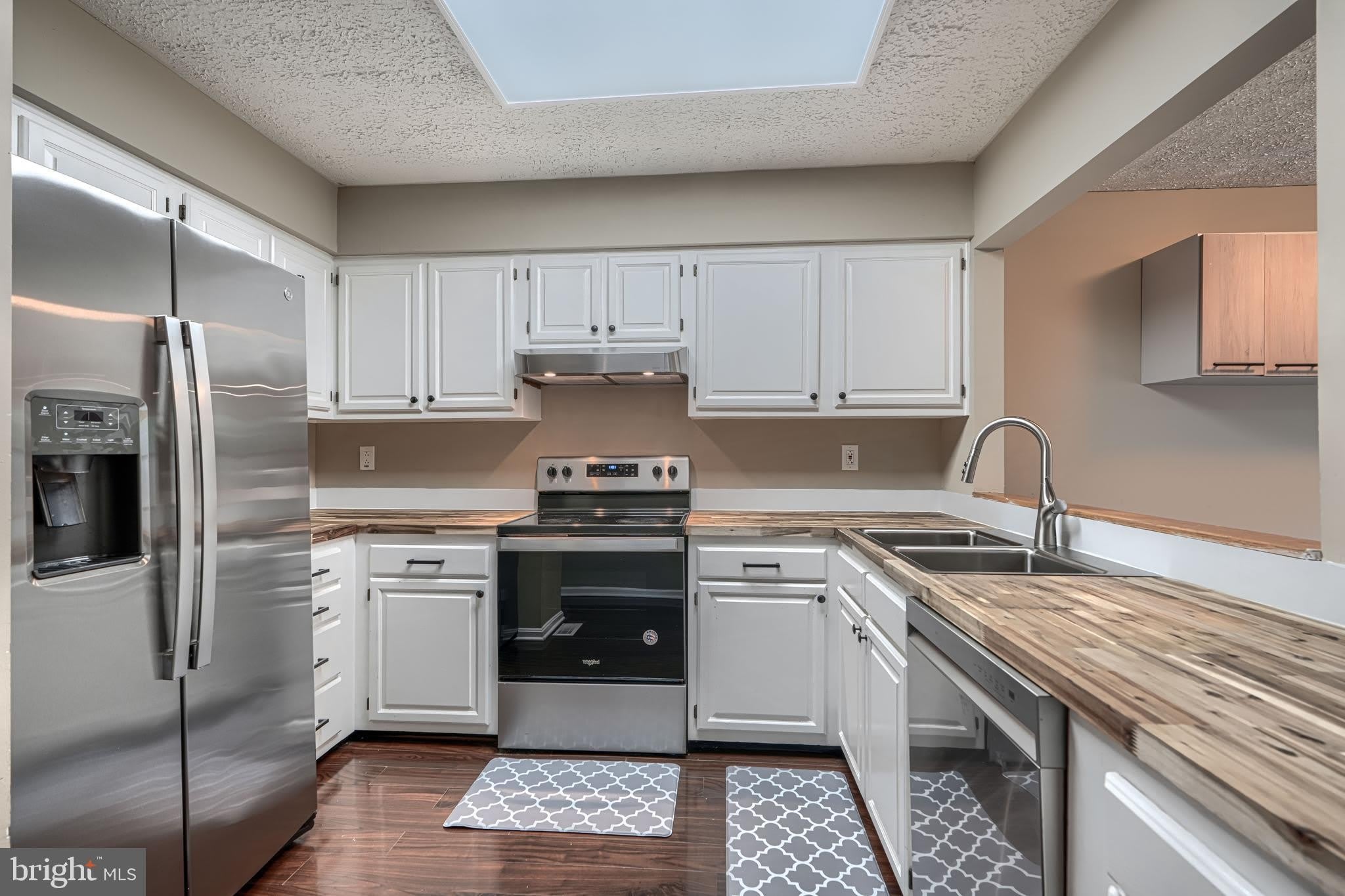 2332 DARBY Court – photo 4