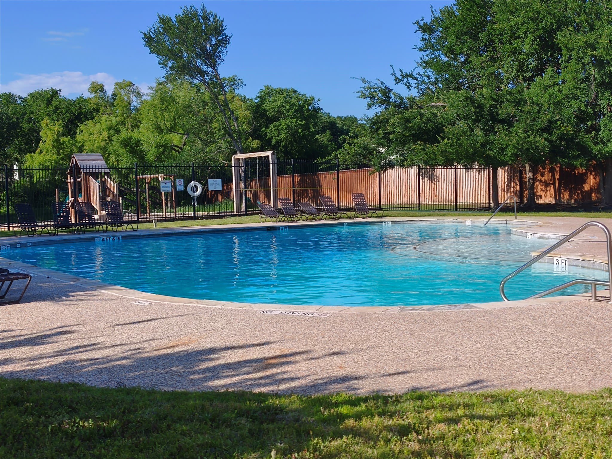 406 Stanley Falls Drive – photo 1