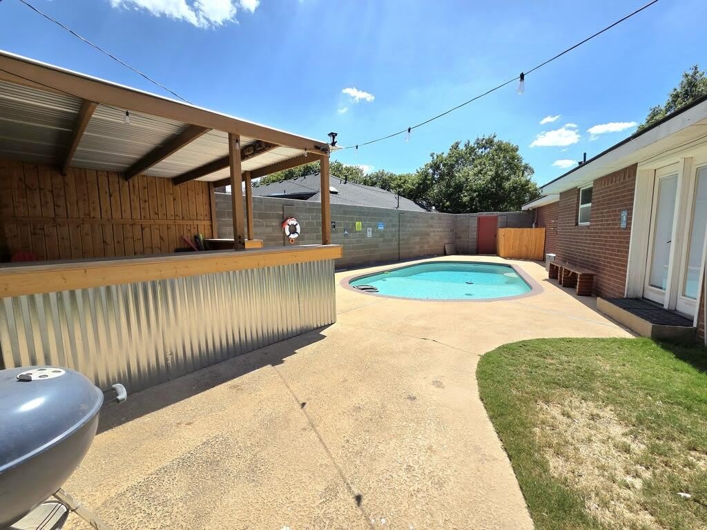 2308 Abbey Place – photo 5