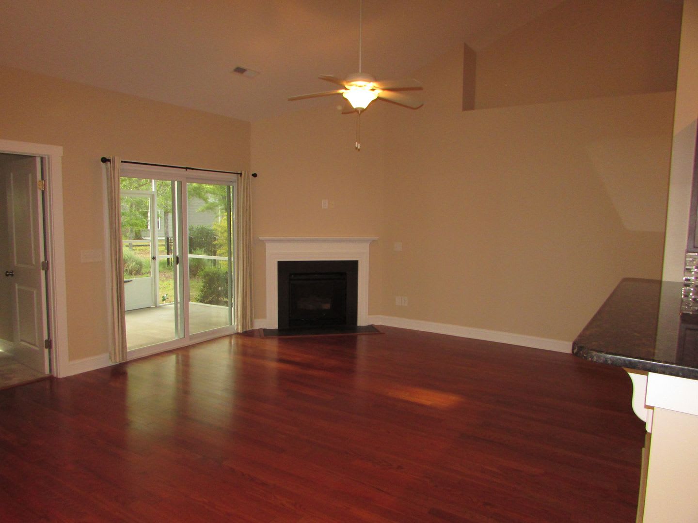 3 bedroom, 2 bathroom house in Bolivia, NC – photo 4