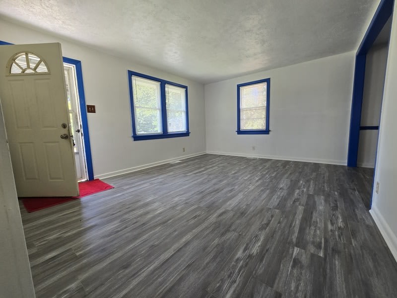 2312 Reed Rd – photo 5