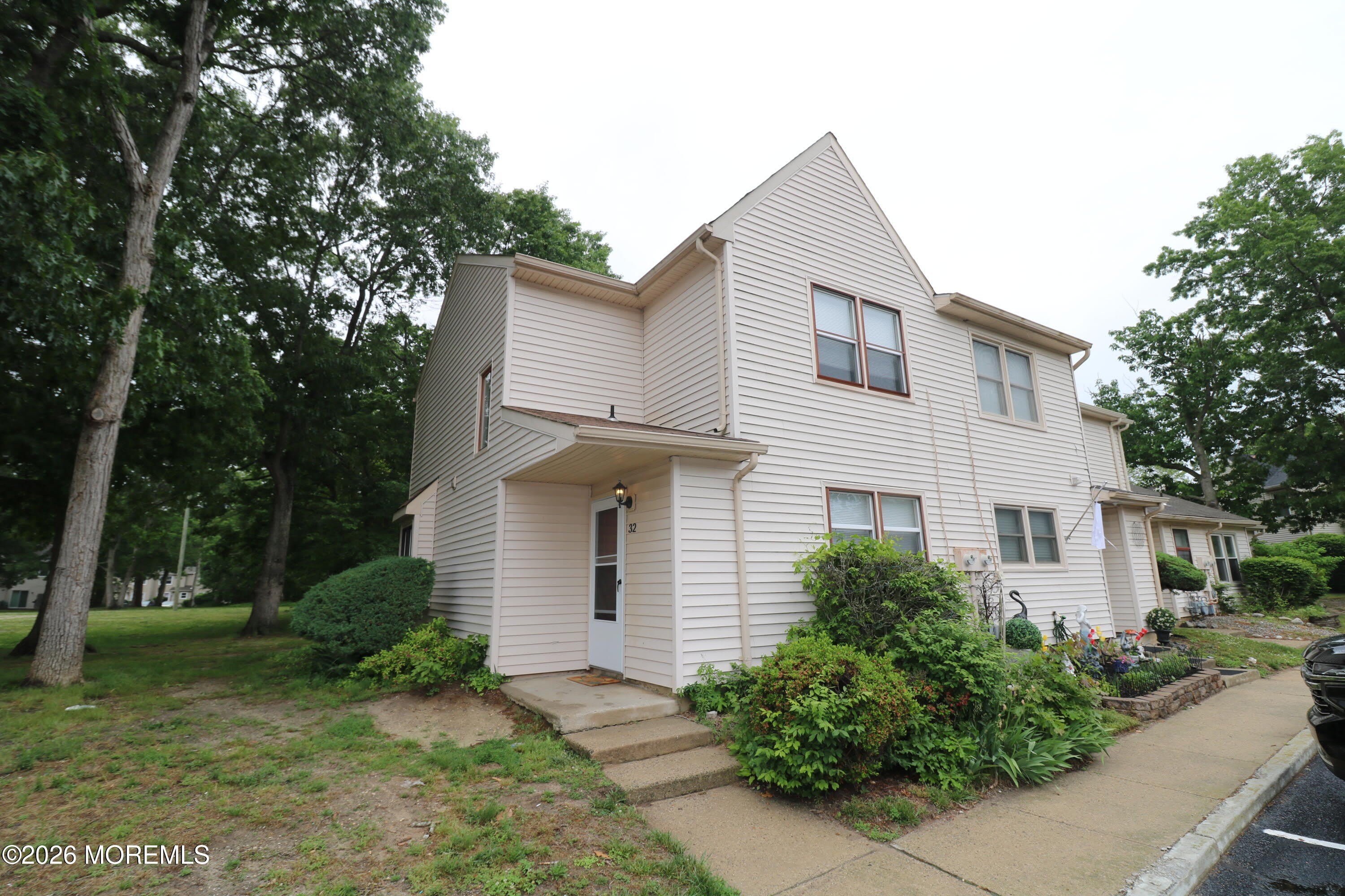32 Pin Oak Lane – photo 1