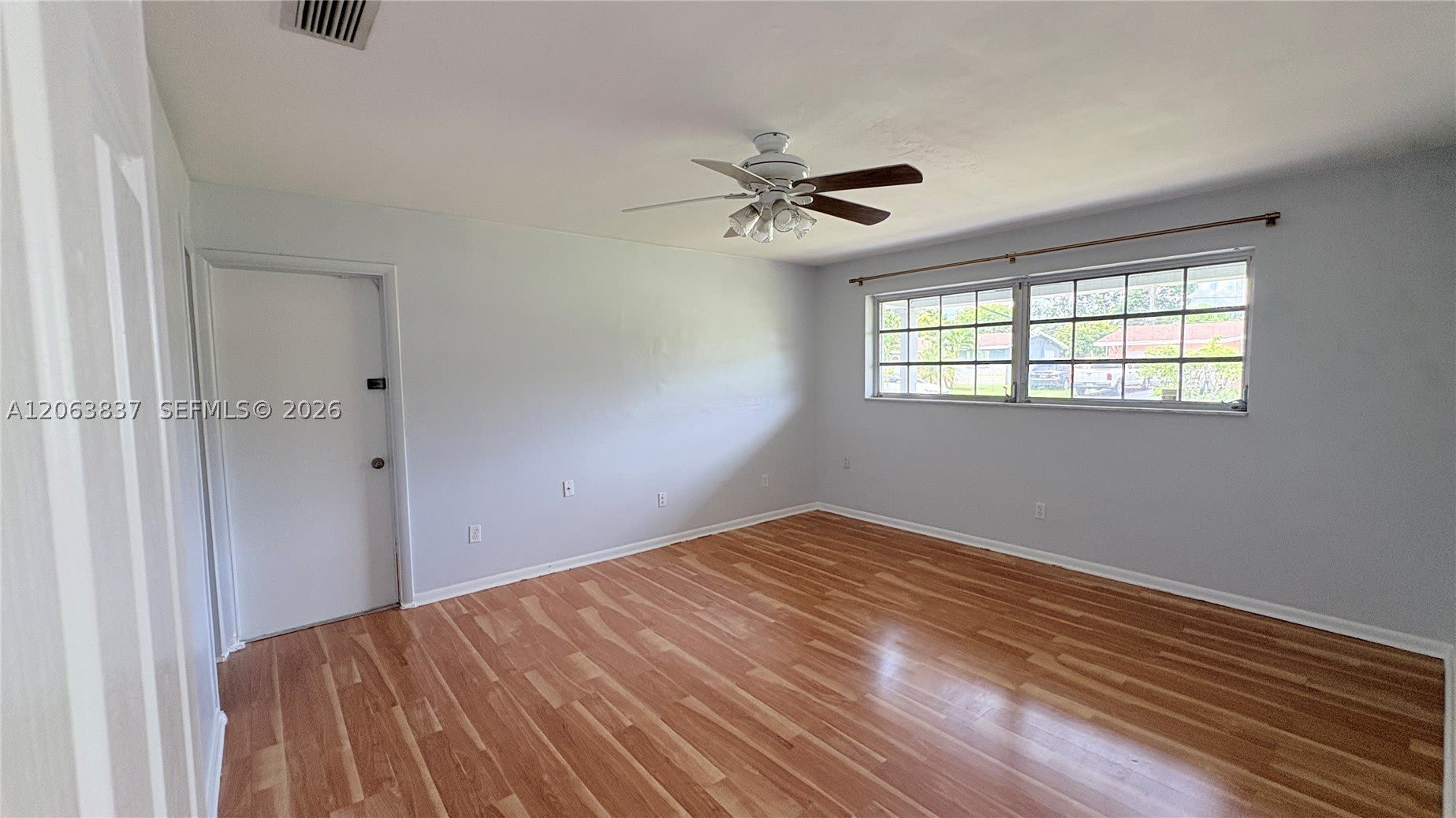 4440 NW 4th Ct – photo 4