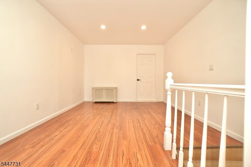 210 Sanford Ave Unit 2 – photo 4
