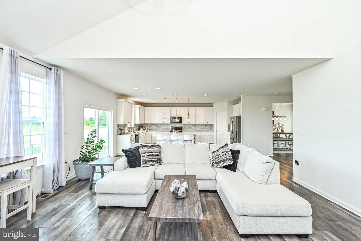 106 Alliance Court – photo 2