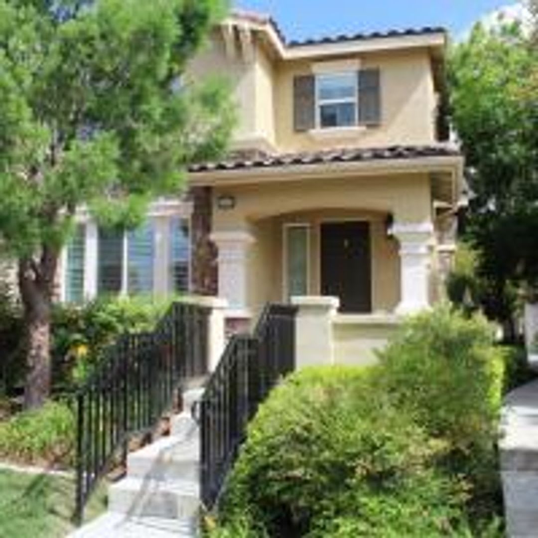 4 Bed townhome in Harveston for Rent – photo 1