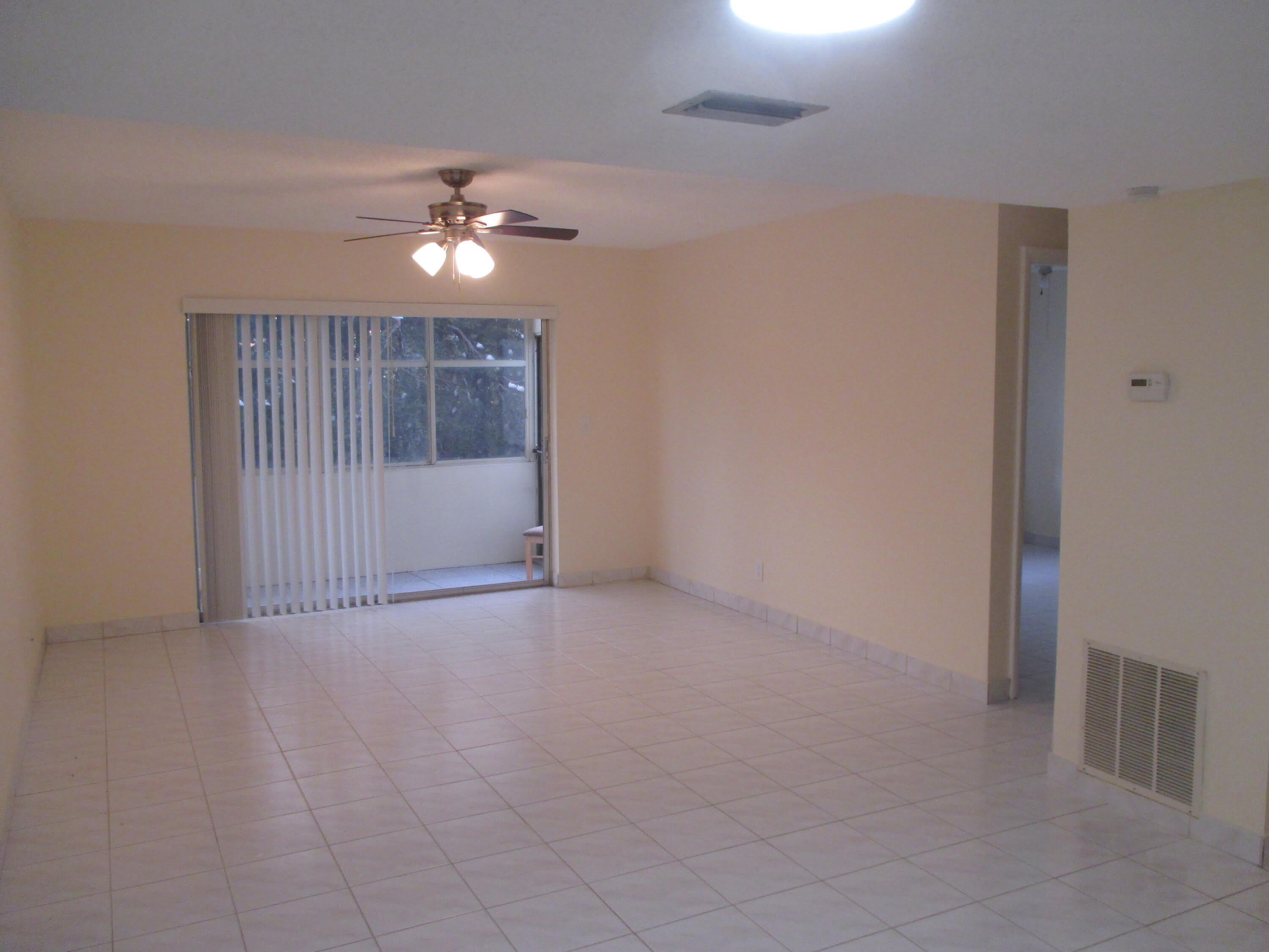 200 Lake Carol Drive – photo 4