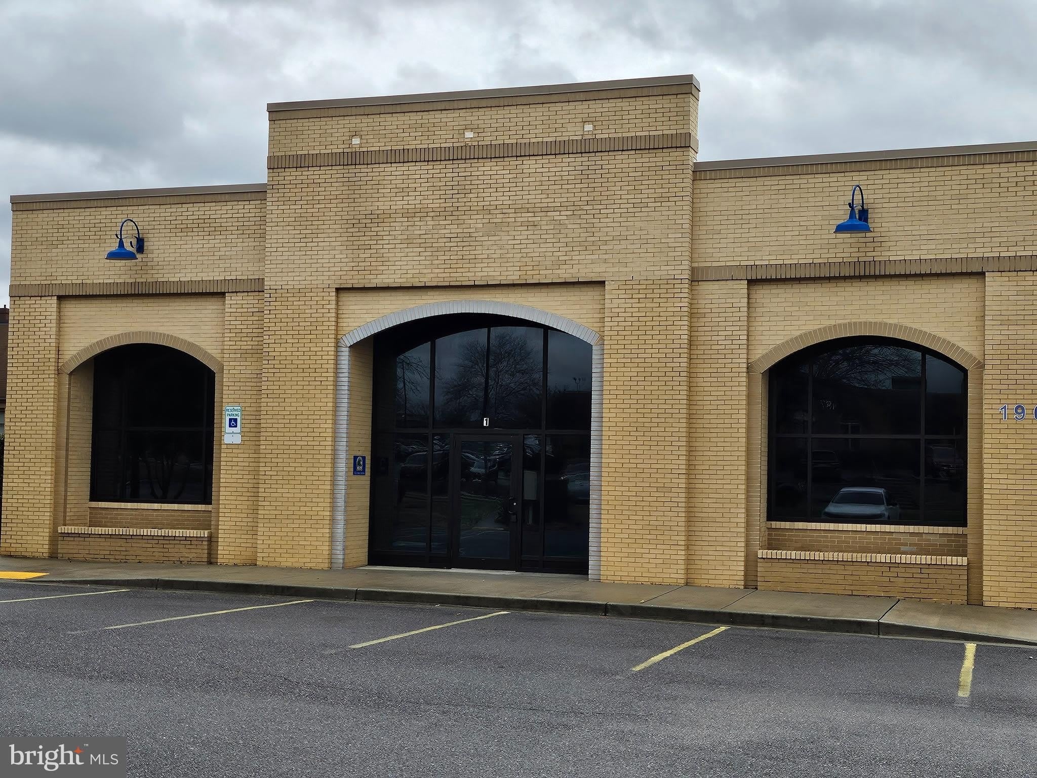 190 THOMAS JOHNSON Drive – photo 2