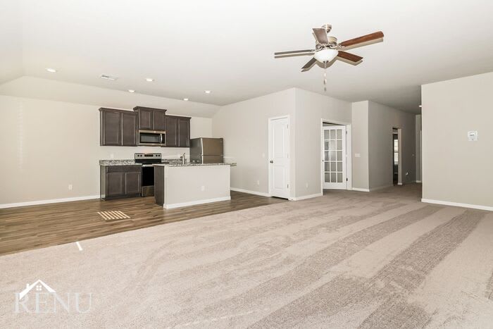 1605 Maroon Dr – photo 5