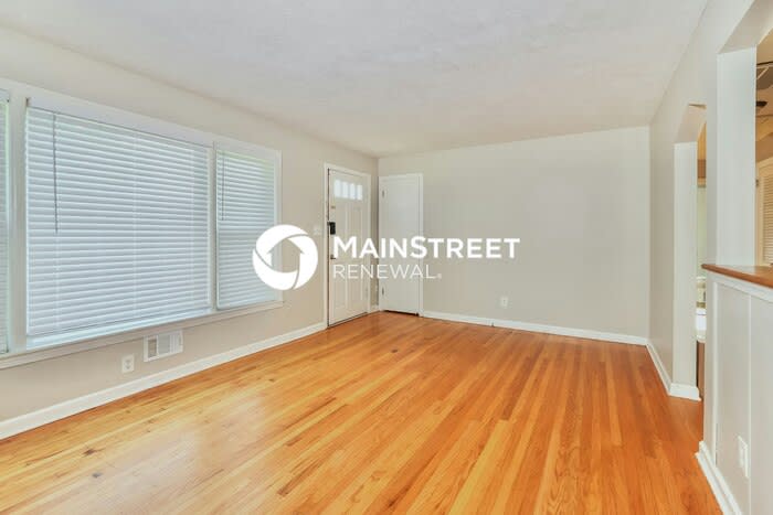 1615 Stafford Avenue – photo 5