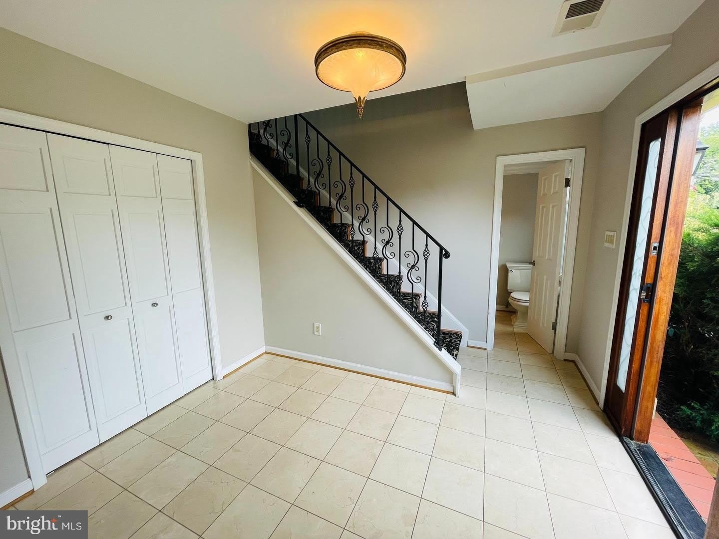 7115 WARBLER Lane – photo 2