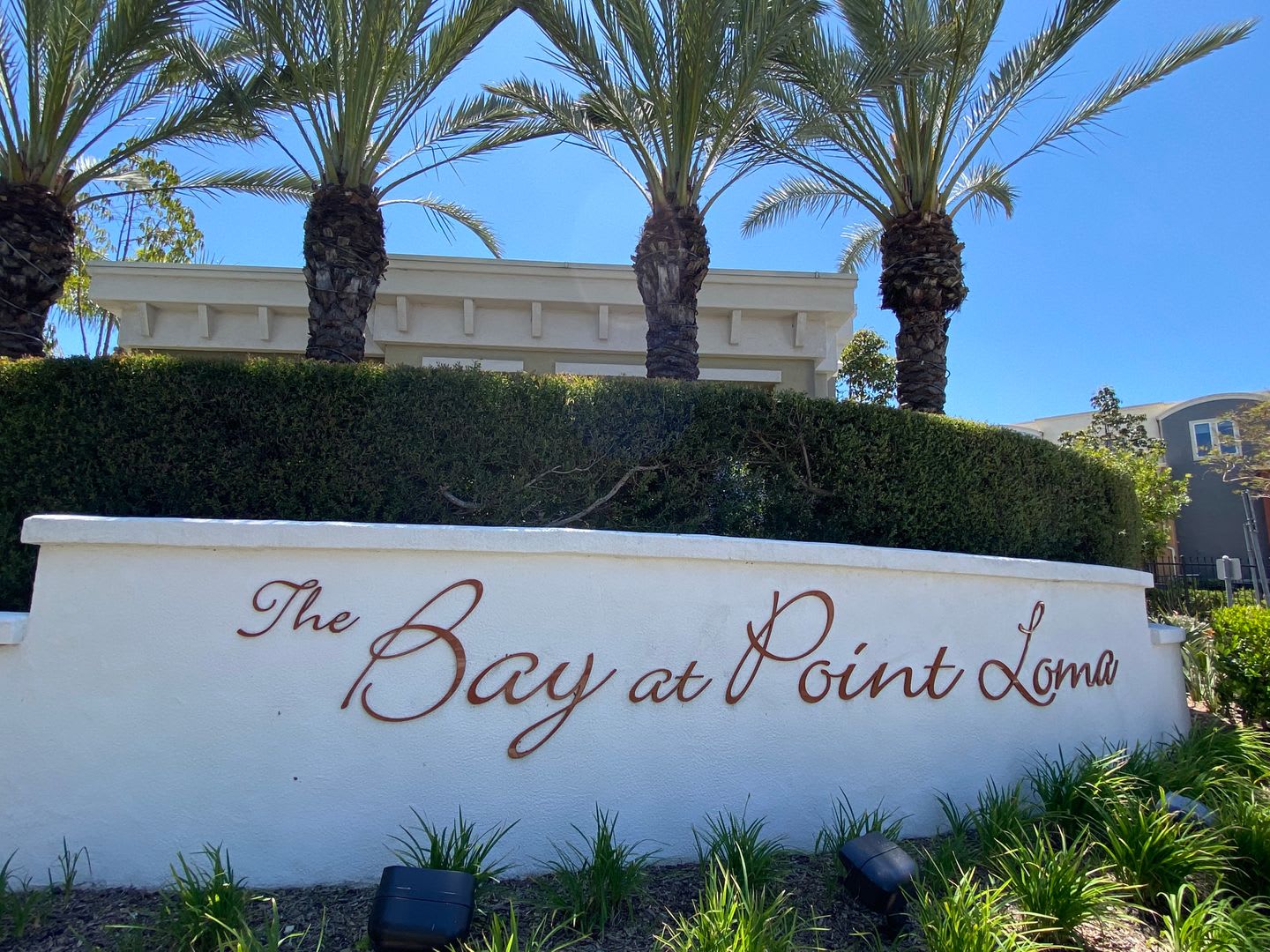 Perfect Location Unit Close To Everything – photo 2