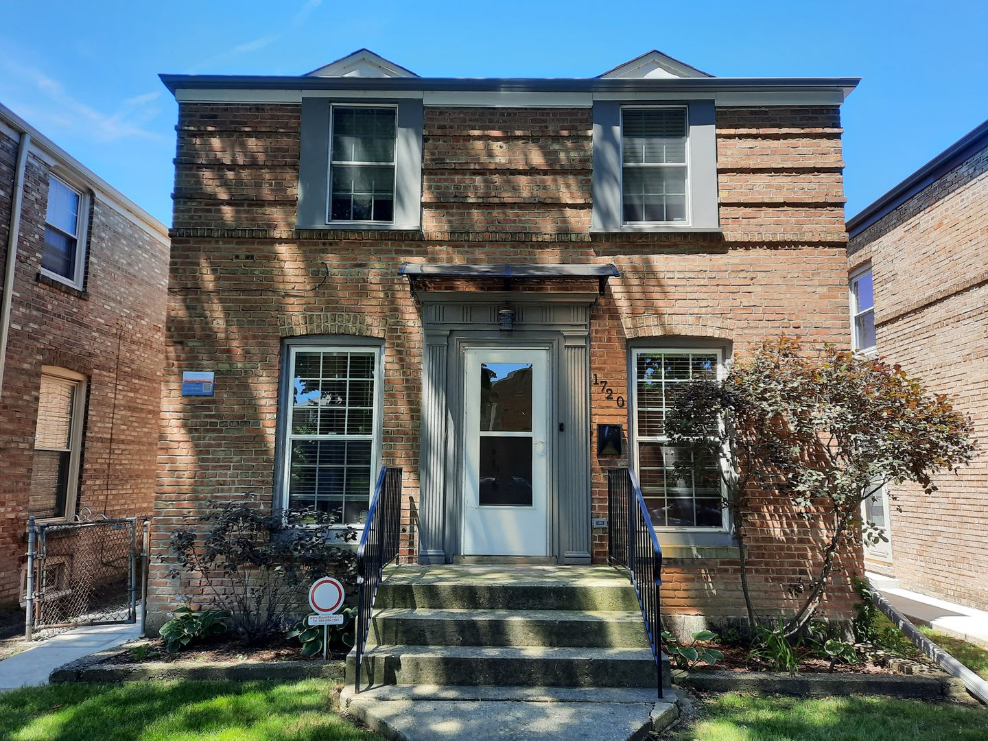 3Br/2Bath House in Evanston $3,600/m – photo 1