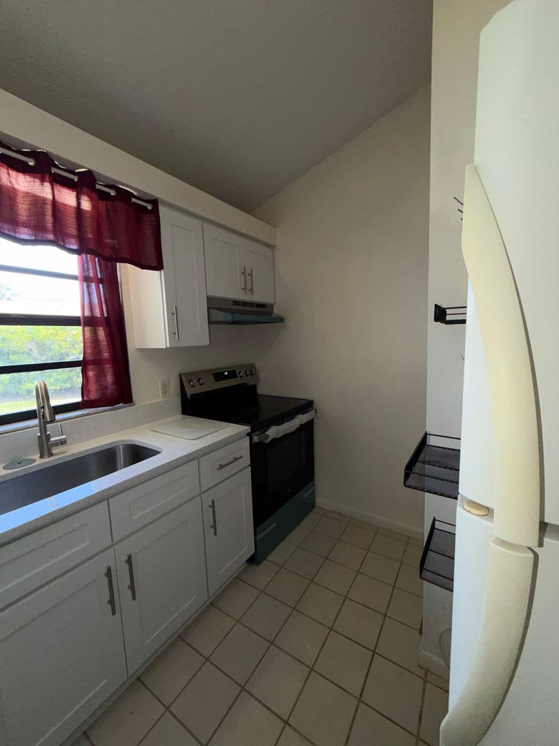 Cozy two bedroom condo, DeBary – photo 5