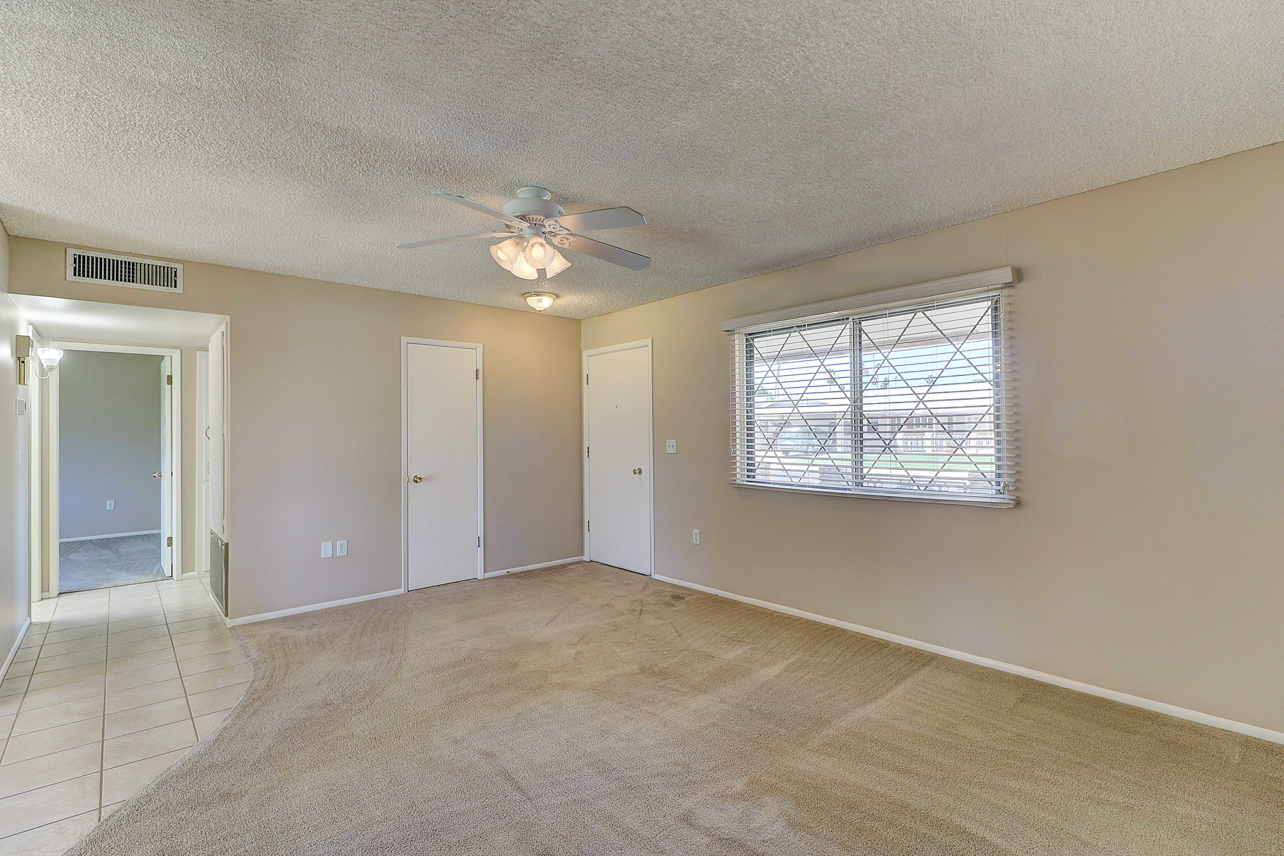 10645 W Saratoga Cir – photo 5