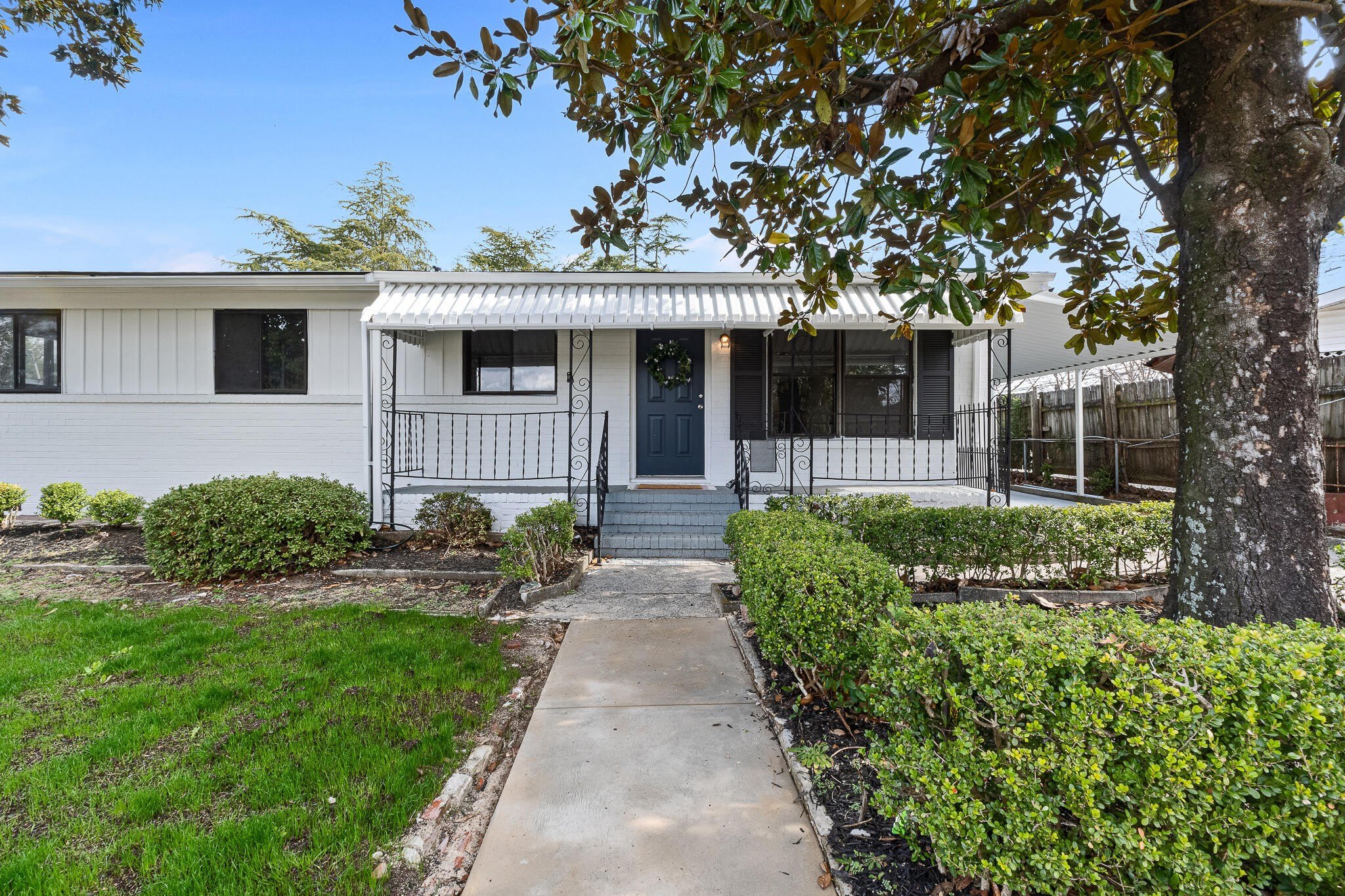 1426 Springview Drive – photo 1