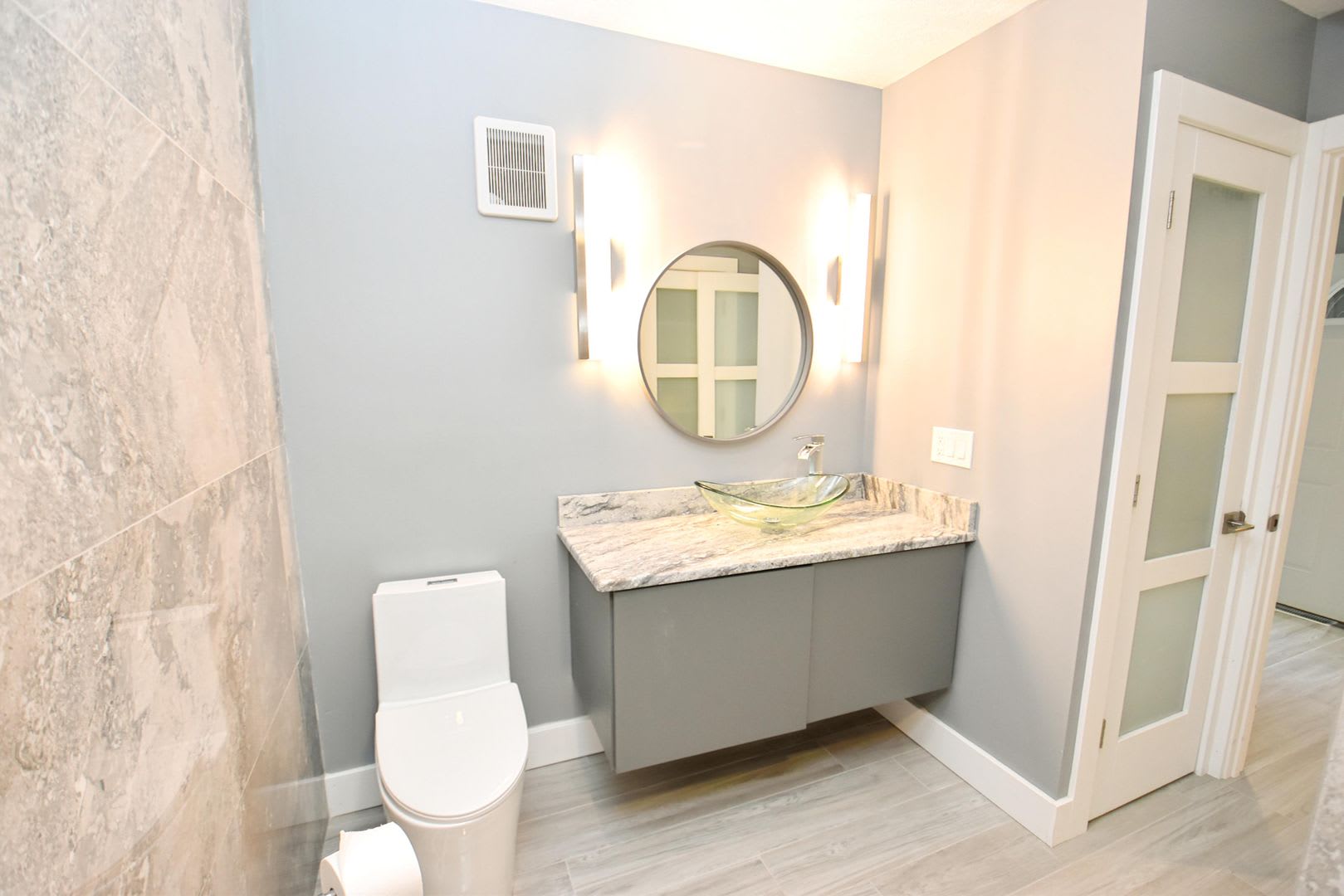 Nicely updated condo at Stoneridge 1 bedroom 1 bath – photo 5