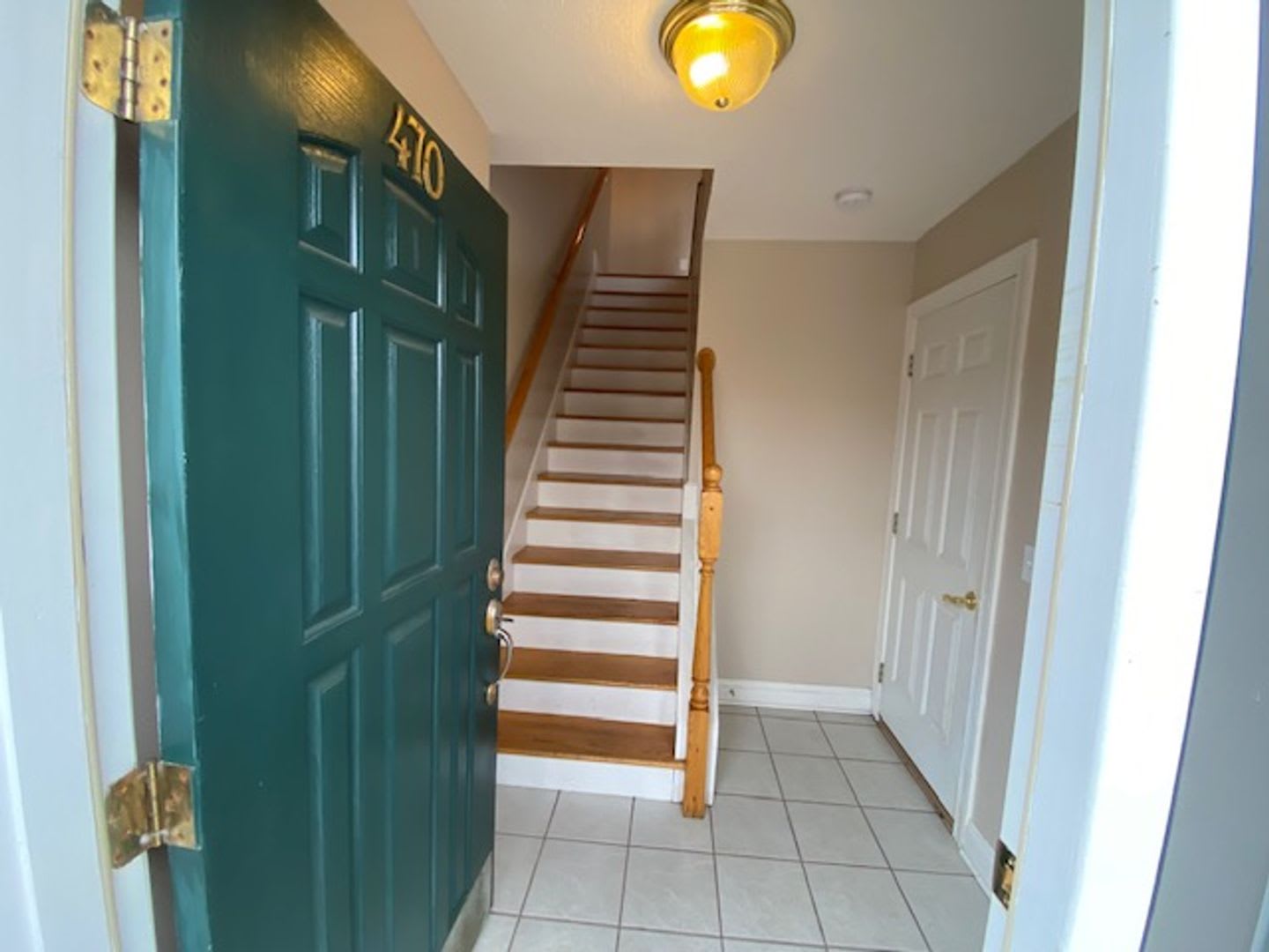2 Bedroom 1 Bath Townhouse – photo 4