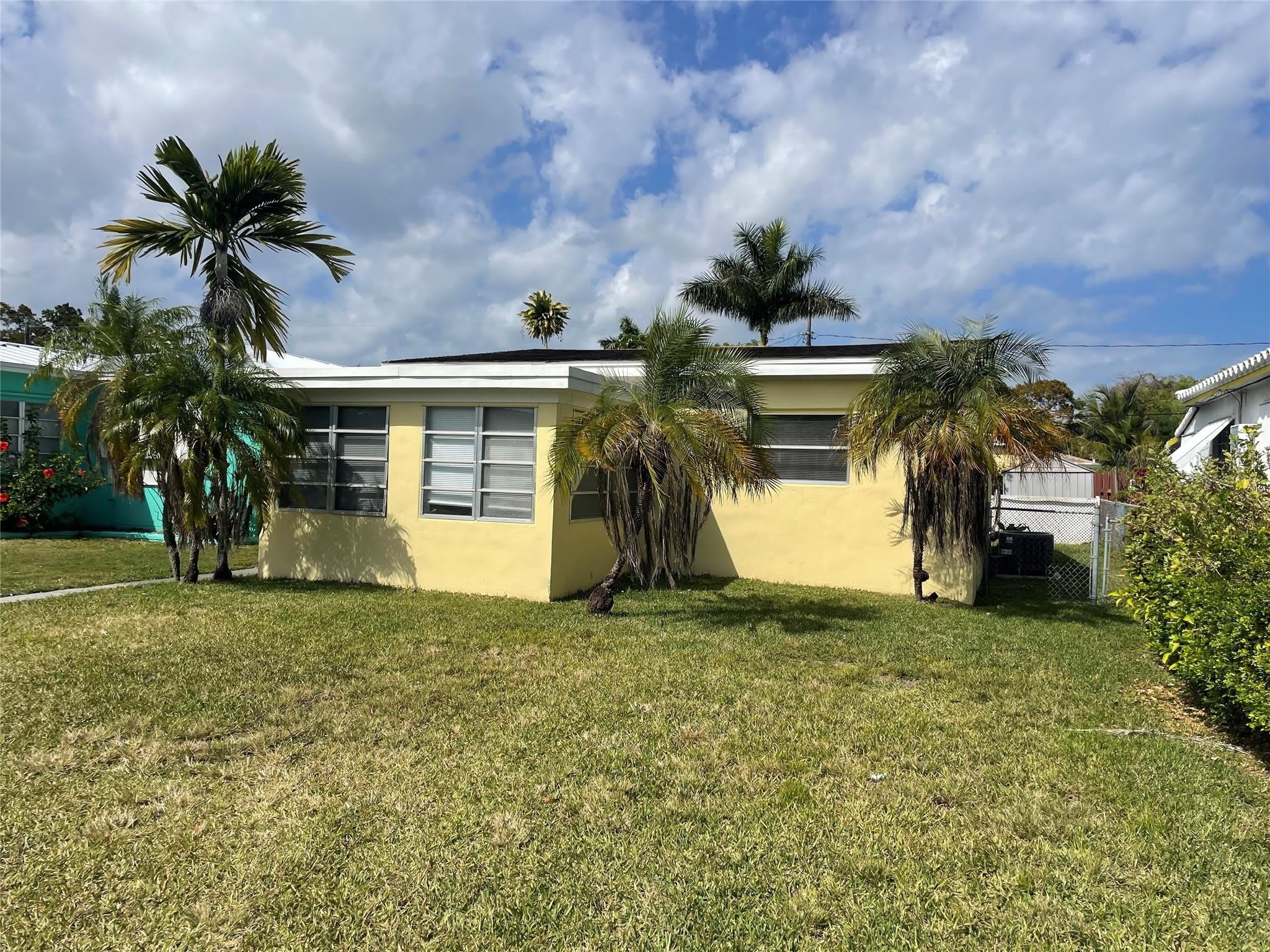 1635 Moffett Street – photo 1