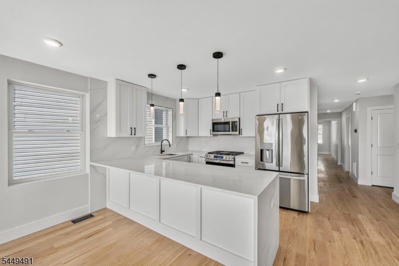62 Hillside Ave – photo 1