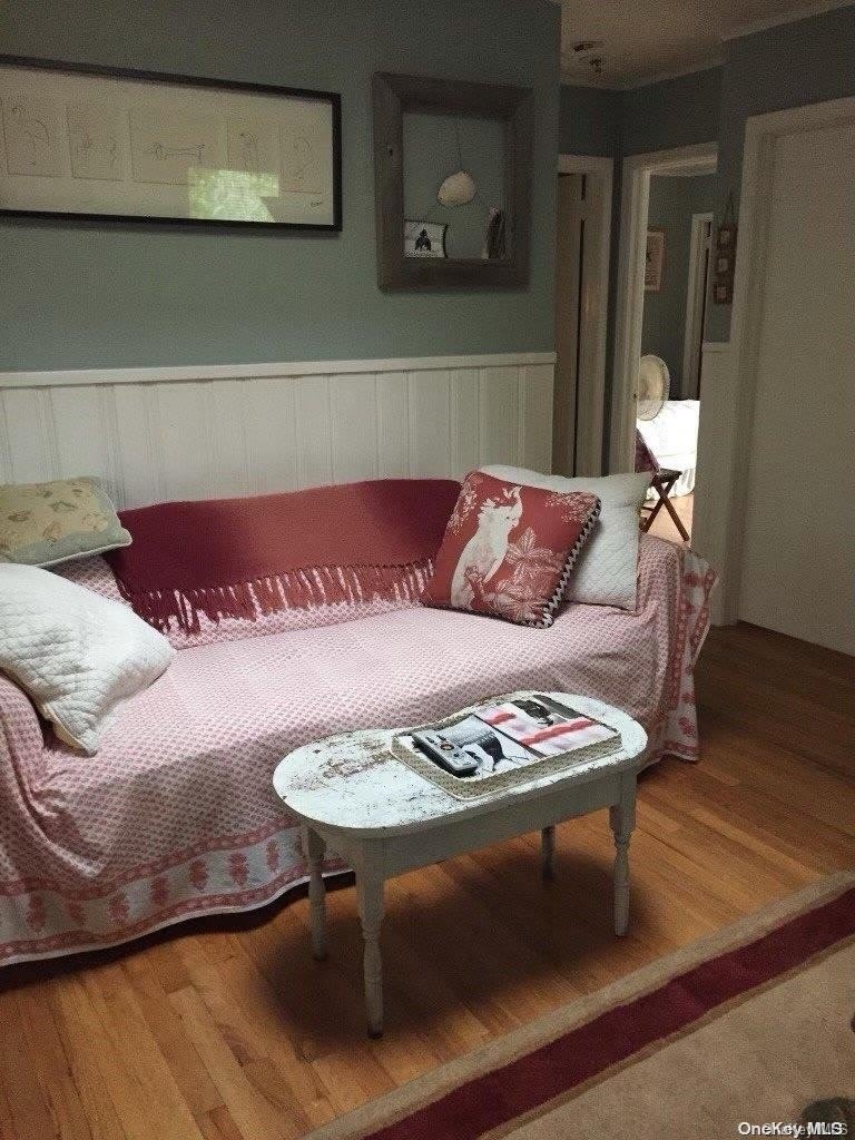 821 Evergreen – photo 3