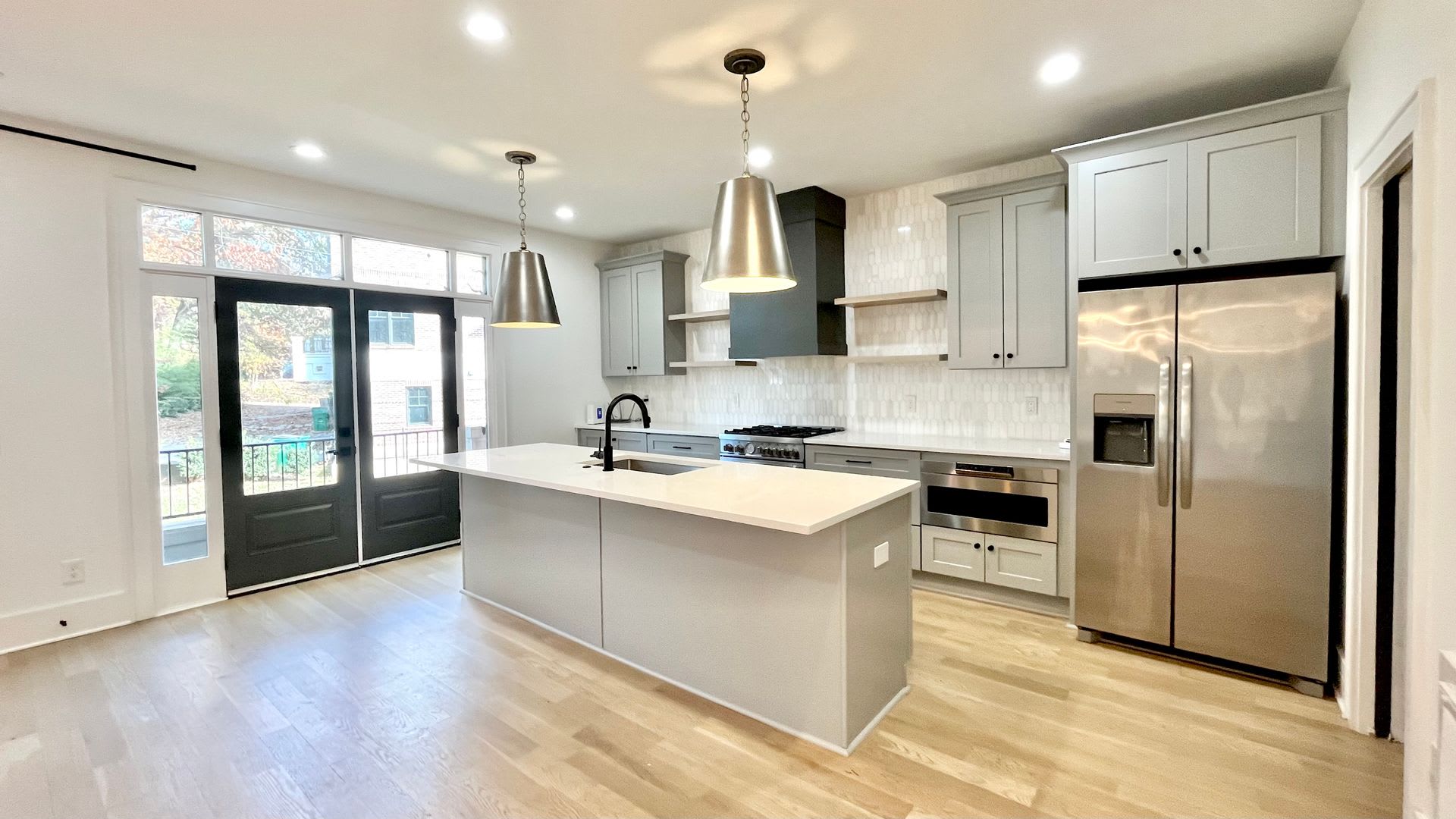 610 West Blvd – photo 3