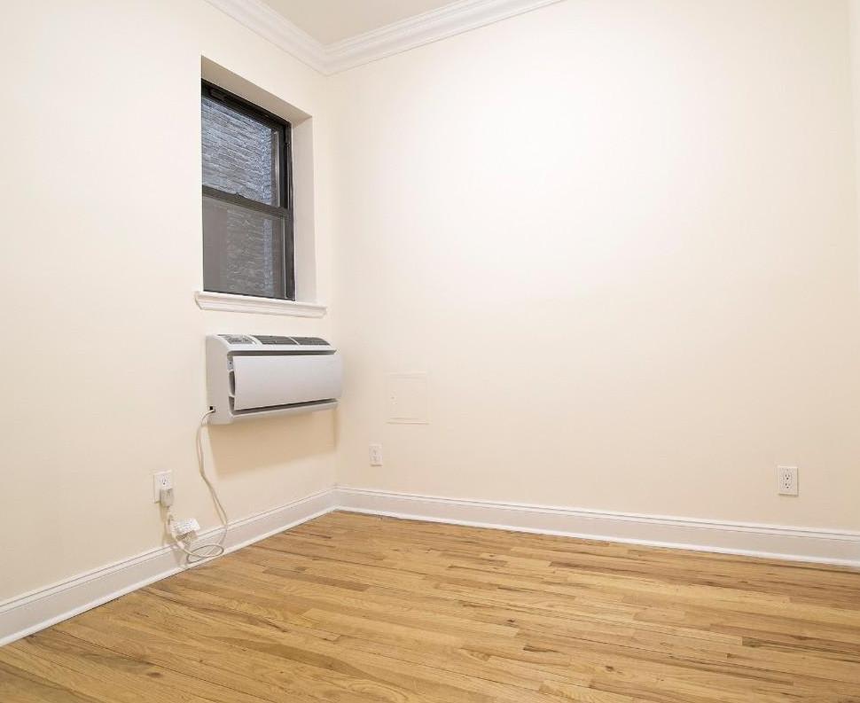 210 East 83rd Street – photo 2