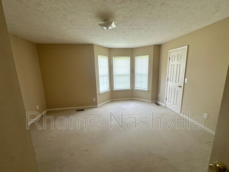 1913 Ozark Court – photo 2